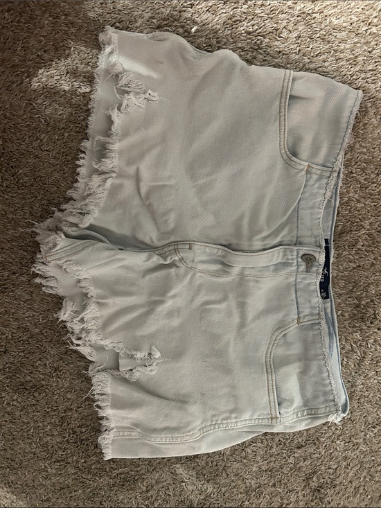 Hollister Pants - Hollister Light Gray Frayed Hem Denim Shorts